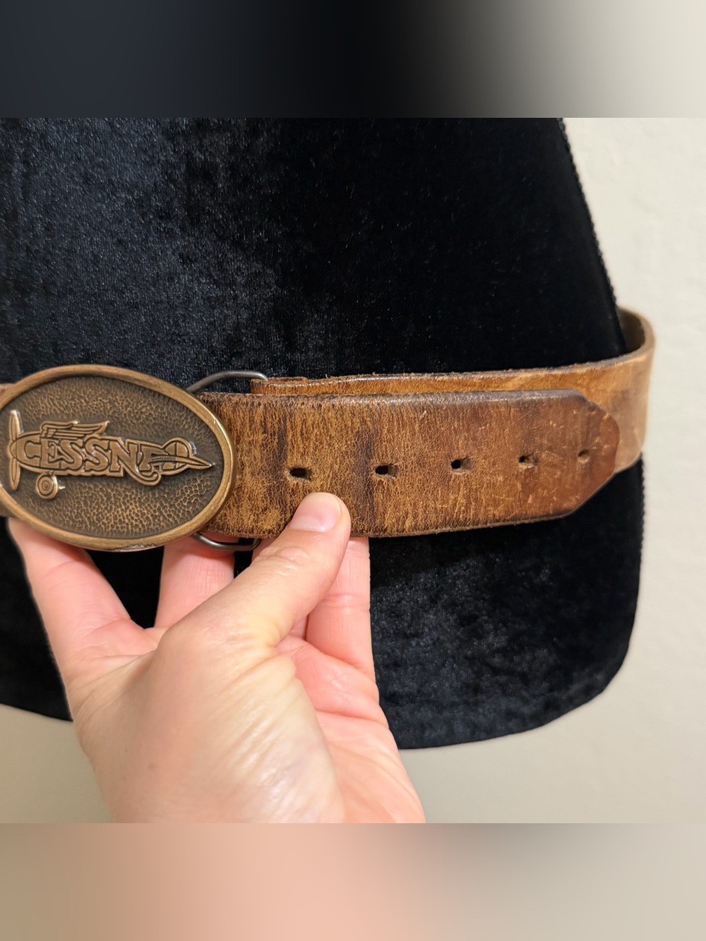 Vintage Cessna Airplane Belt - 1970’s made In USA Leather Belt With Brass Buckle - Picture 5 of 13